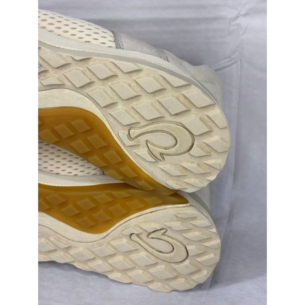 OluKai Wailuku Athletic Sneakers Womens Off White Low Top Sporty 7.5 20478-1818